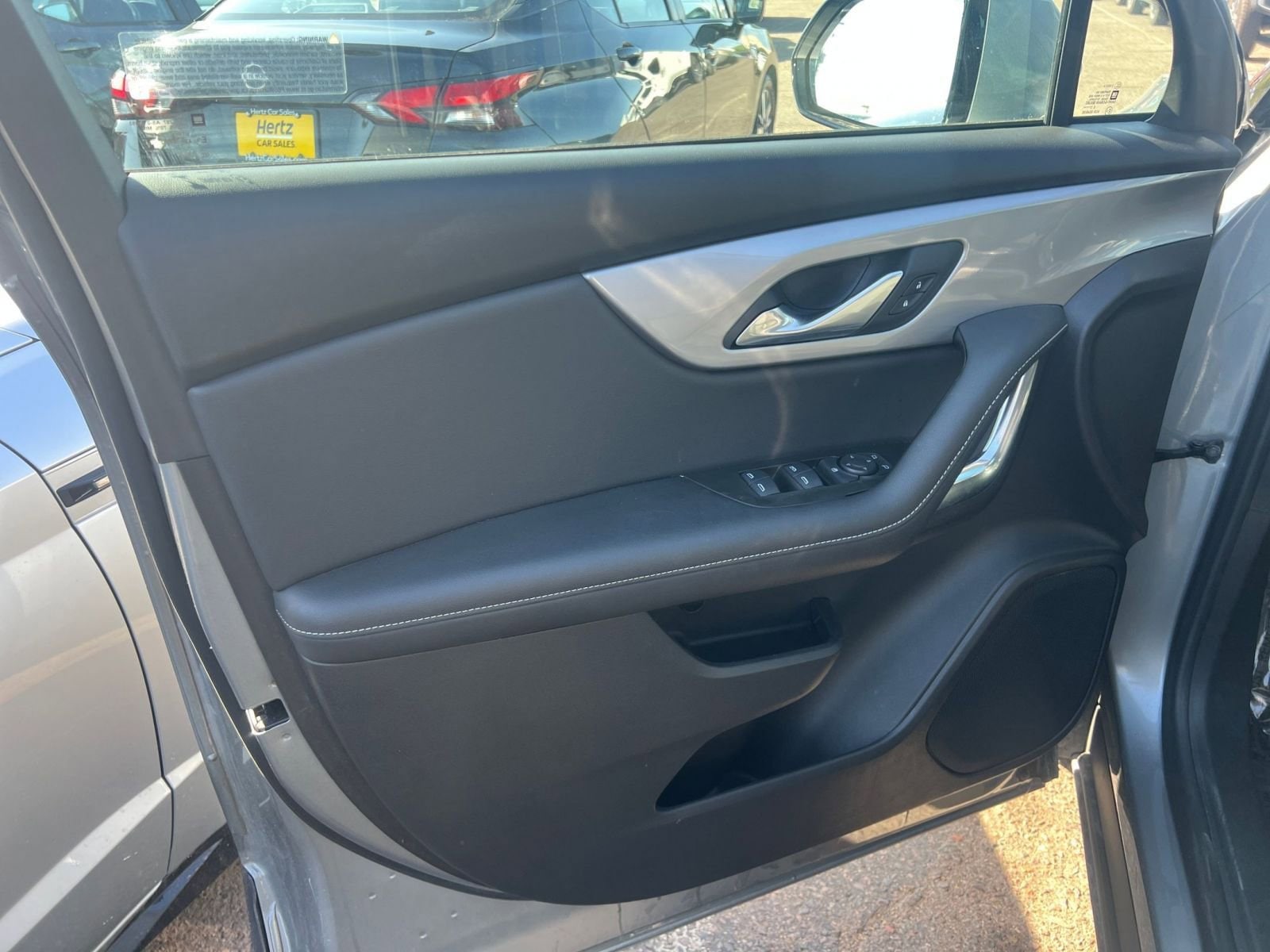 Thumbnail: 2025 Chevrolet Blazer - 18