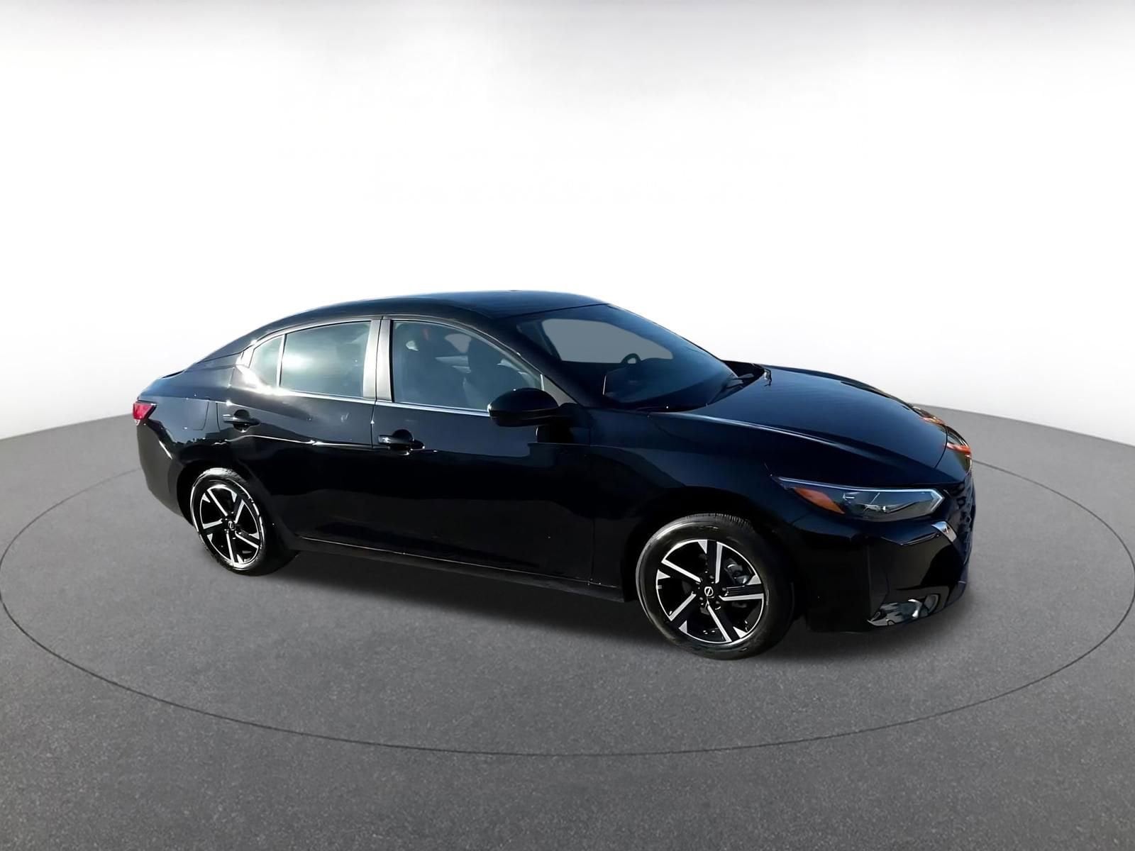 Thumbnail: 2025 Nissan Sentra - 2