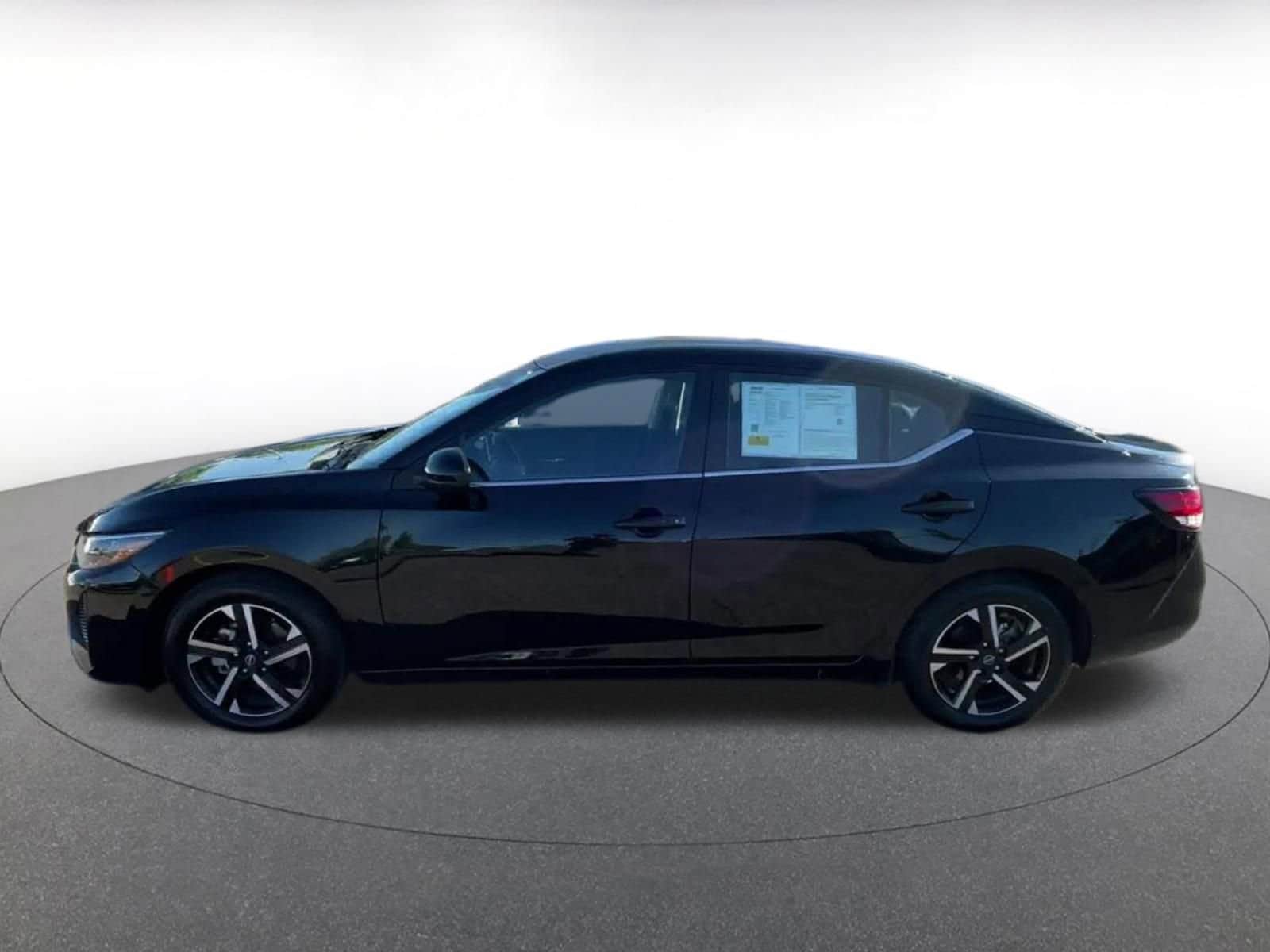 Thumbnail: 2025 Nissan Sentra - 9