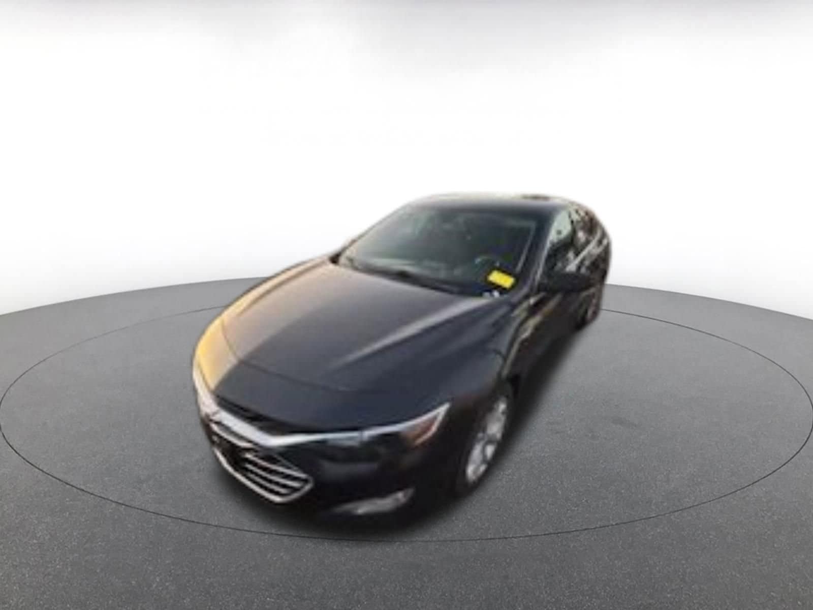 Thumbnail: 2023 Chevrolet Malibu - 2