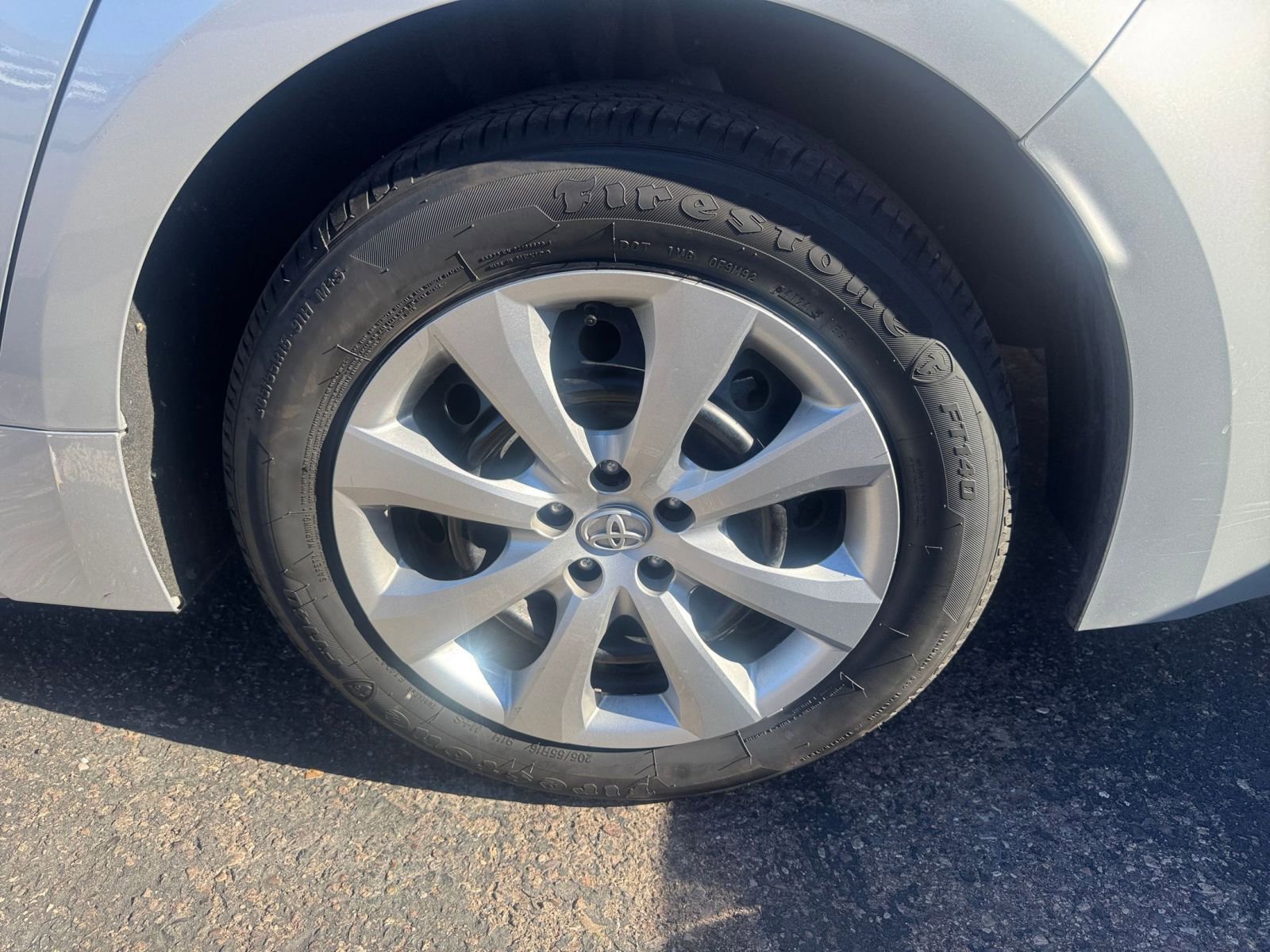 Thumbnail: 2025 Toyota Corolla - 29