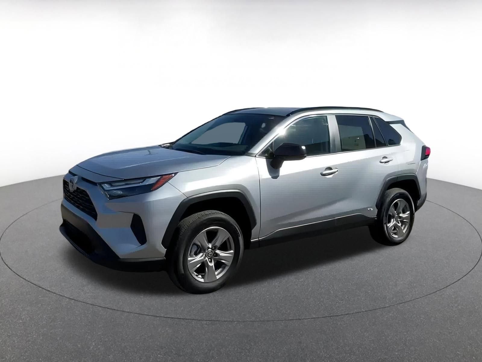 Thumbnail: 2025 Toyota RAV4 - 8