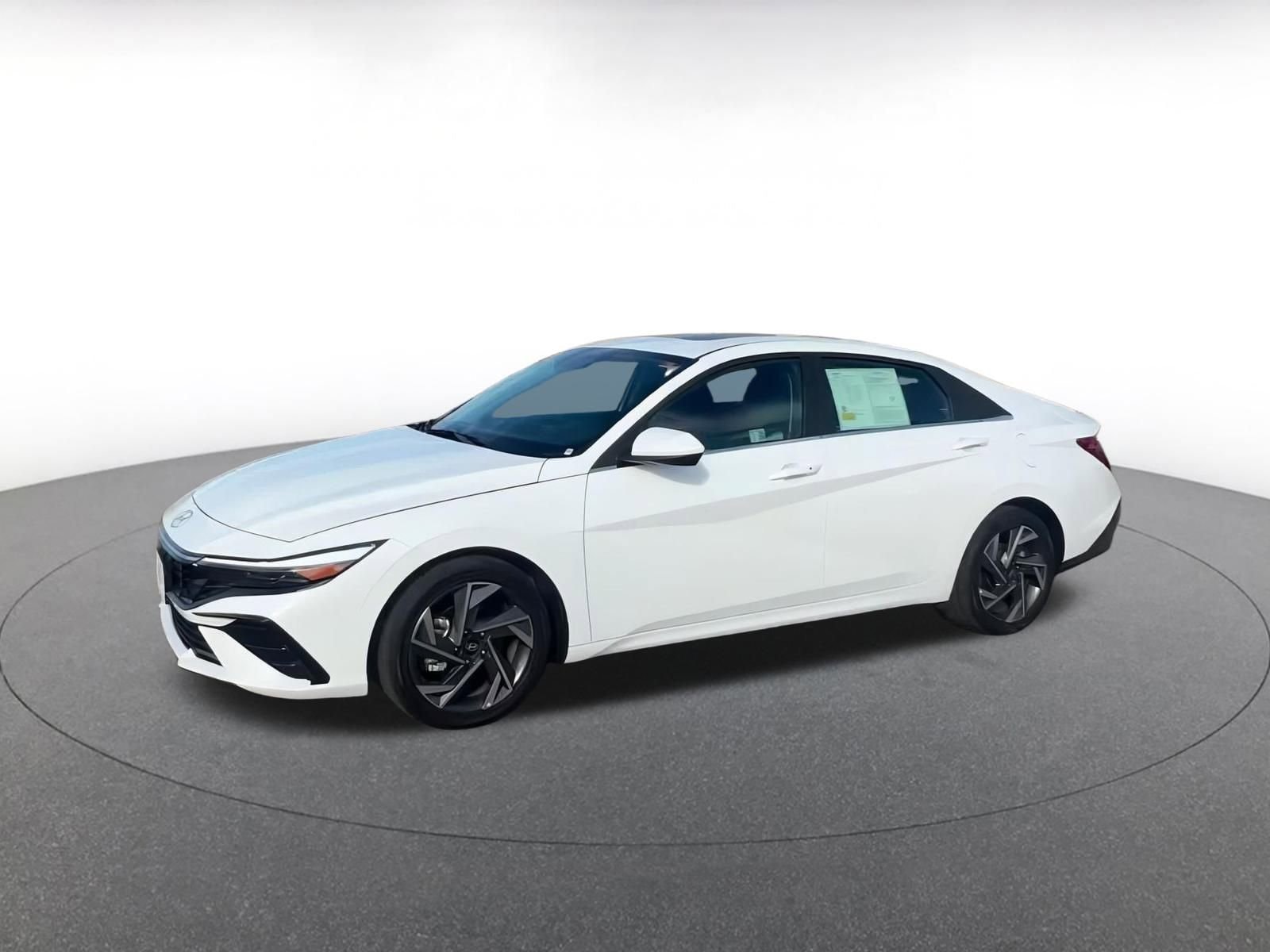 Thumbnail: 2025 Hyundai Elantra - 8