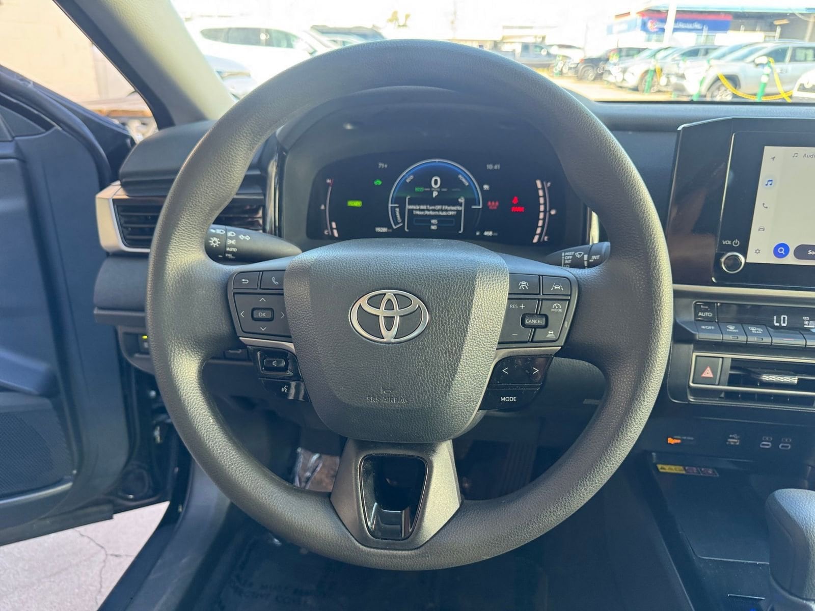 Thumbnail: 2025 Toyota Camry - 27