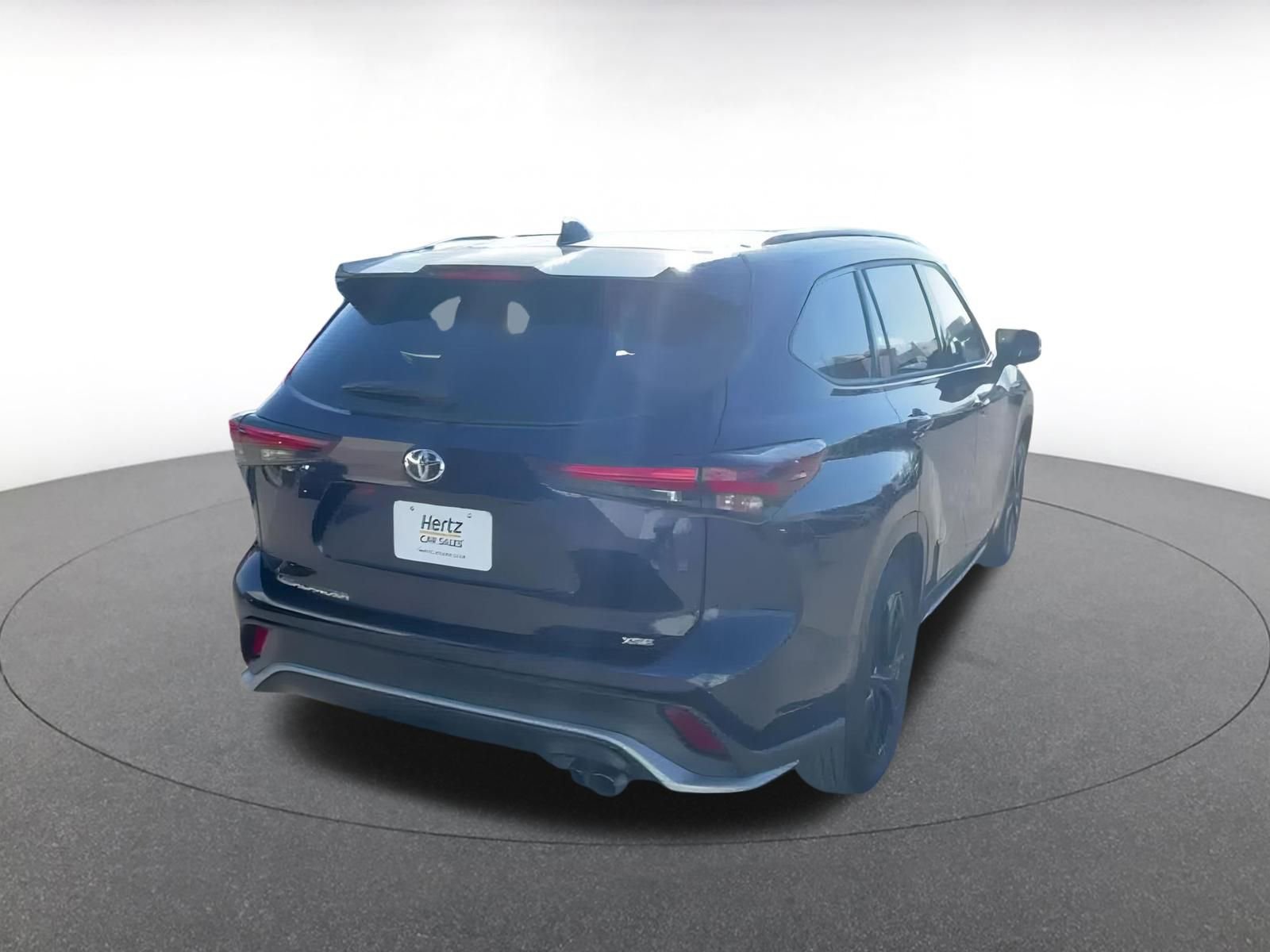 Thumbnail: 2024 Toyota Highlander - 12