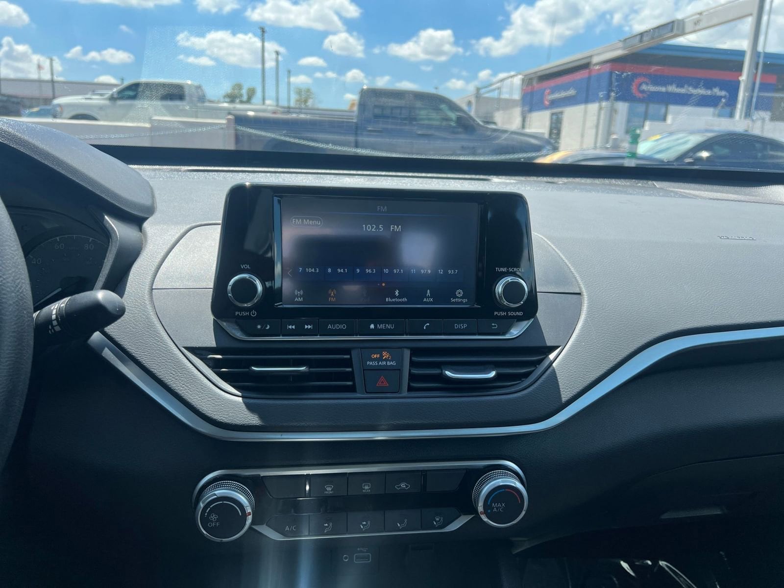 Thumbnail: 2024 Nissan Altima - 17