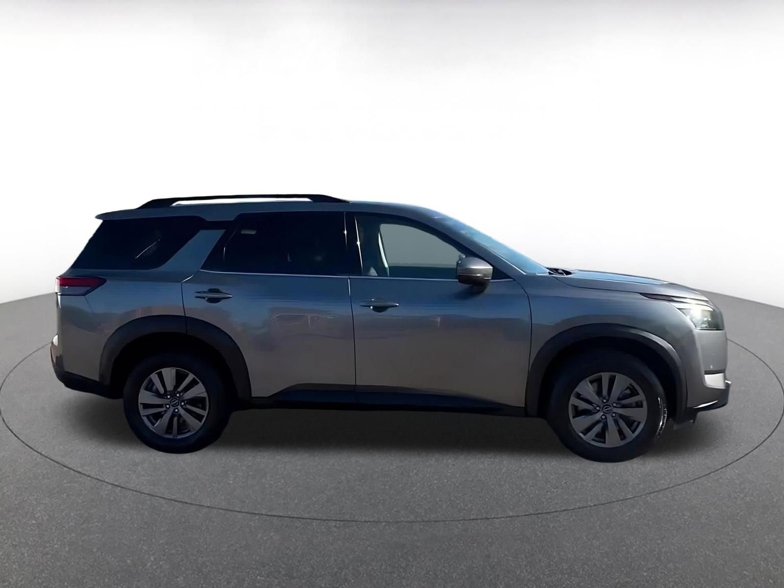 Thumbnail: 2025 Nissan Pathfinder - 15