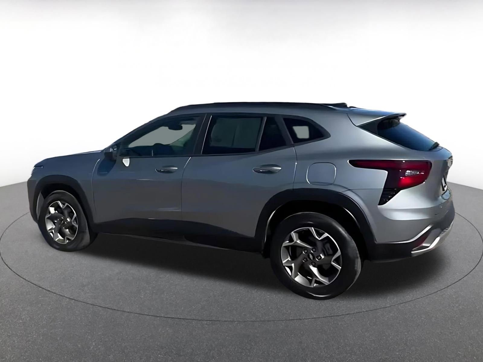 Thumbnail: 2025 Chevrolet Trax - 10