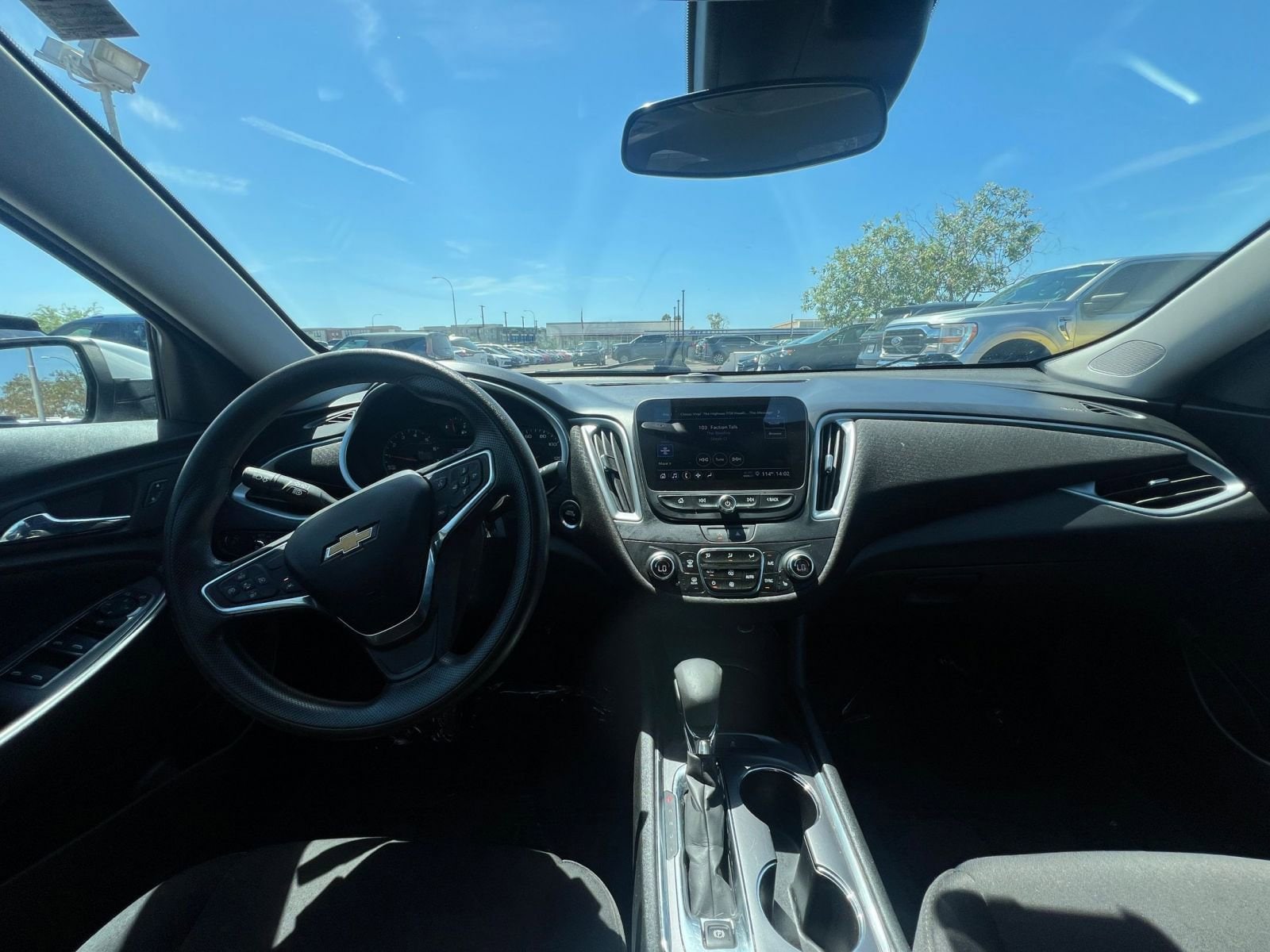 Thumbnail: 2023 Chevrolet Malibu - 33