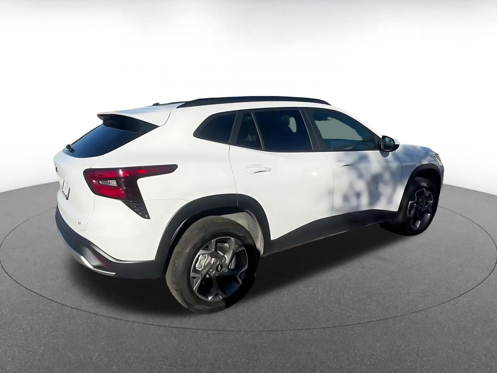 Thumbnail: 2025 Chevrolet Trax - 14