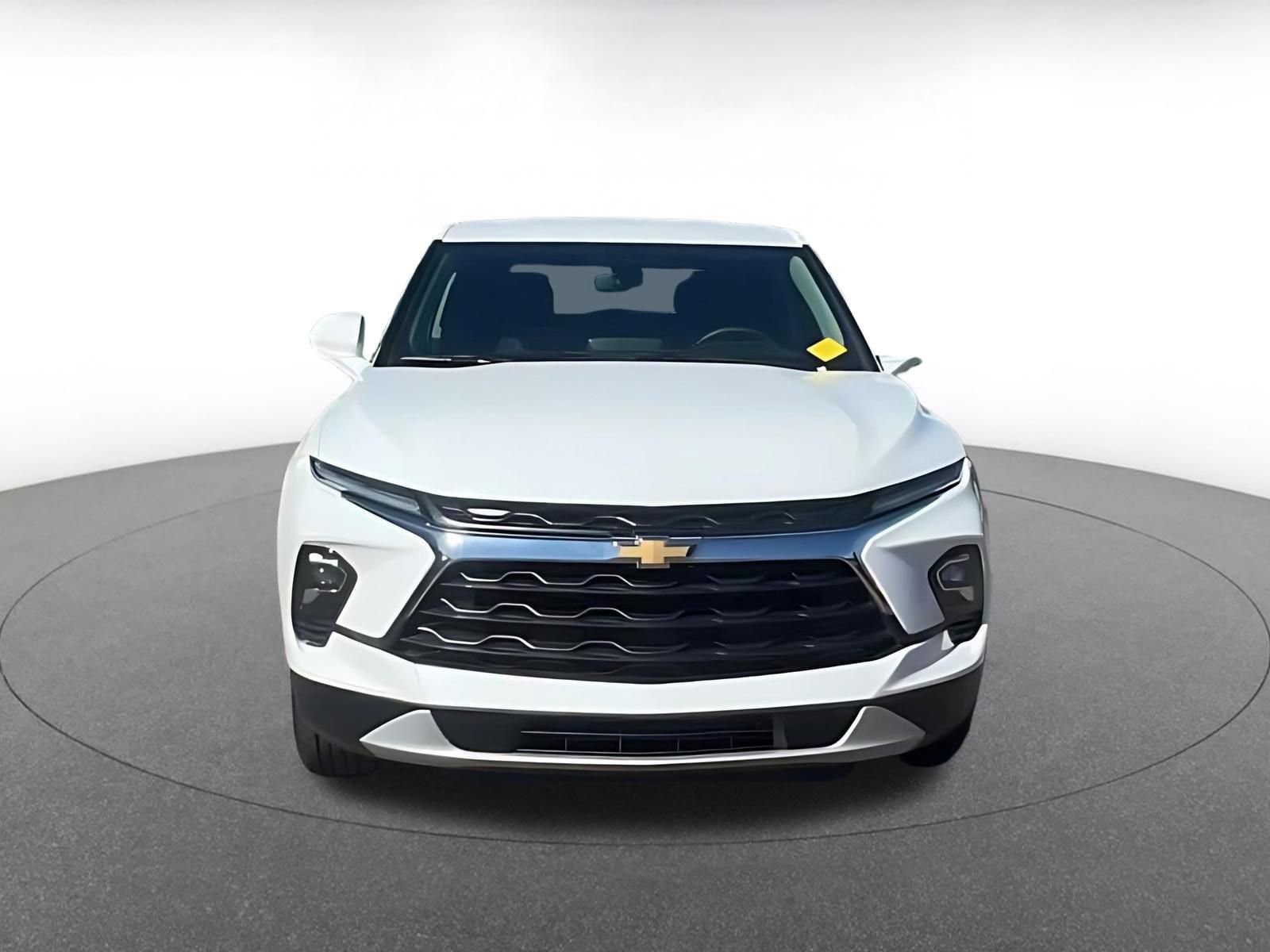 Thumbnail: 2025 Chevrolet Blazer - 4