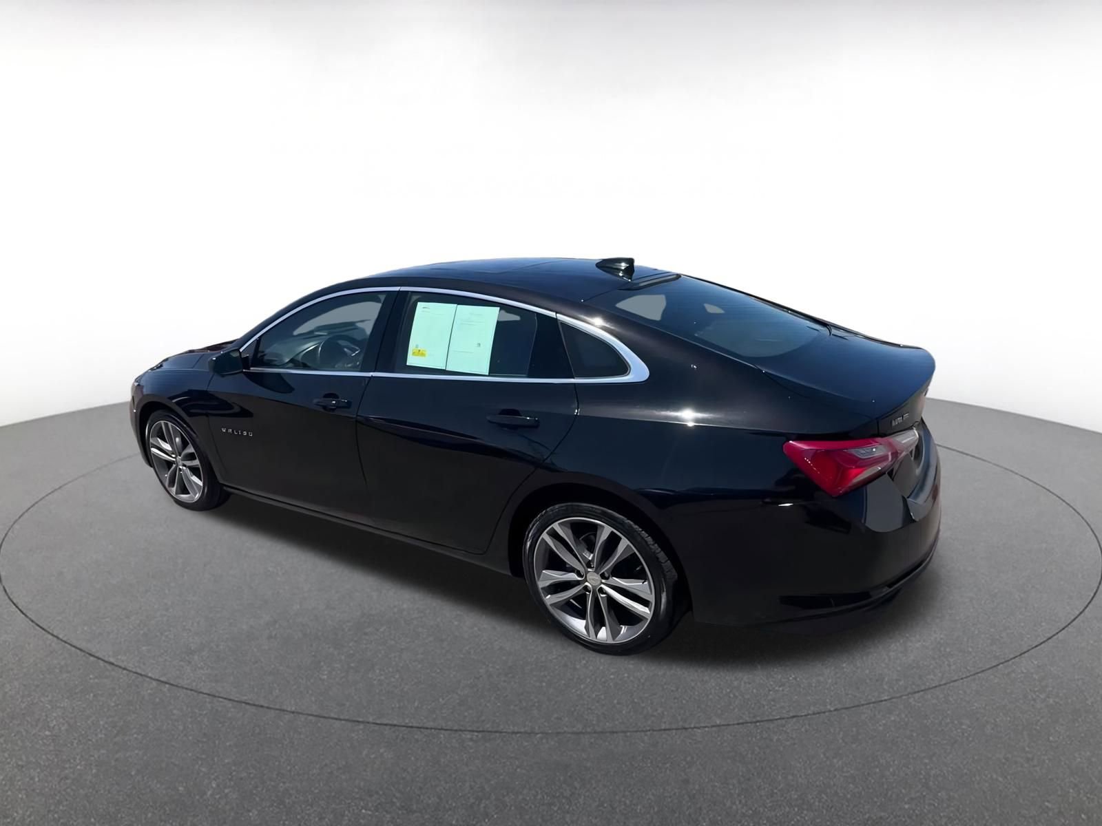 Thumbnail: 2024 Chevrolet Malibu - 10
