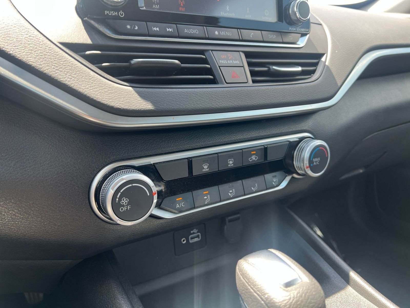 Thumbnail: 2024 Nissan Altima - 20