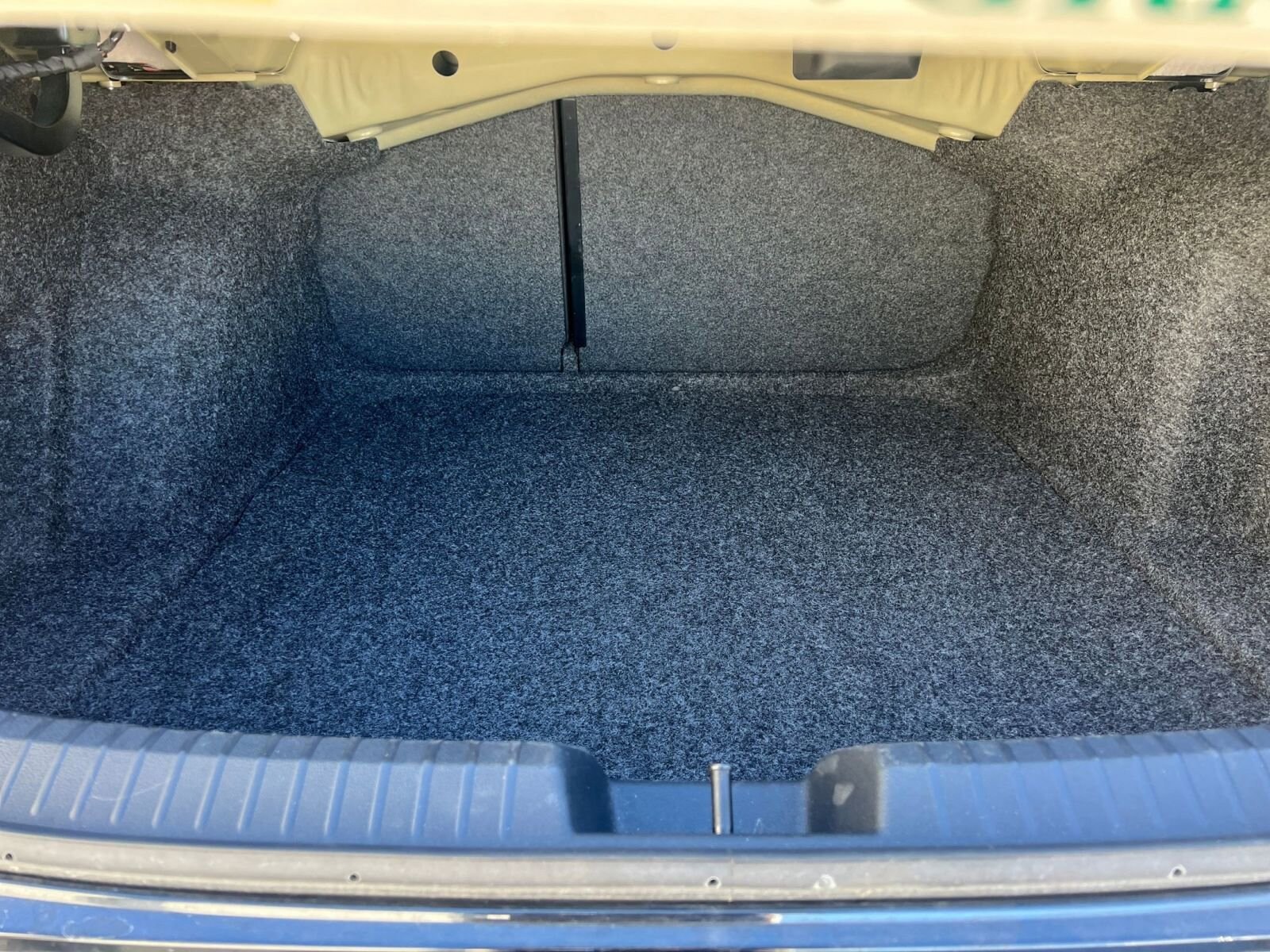 Thumbnail: 2025 Volkswagen Jetta - 31