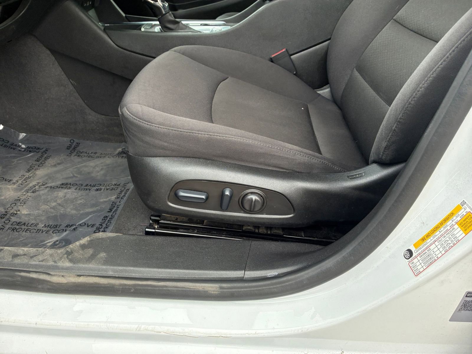 Thumbnail: 2023 Chevrolet Malibu - 23