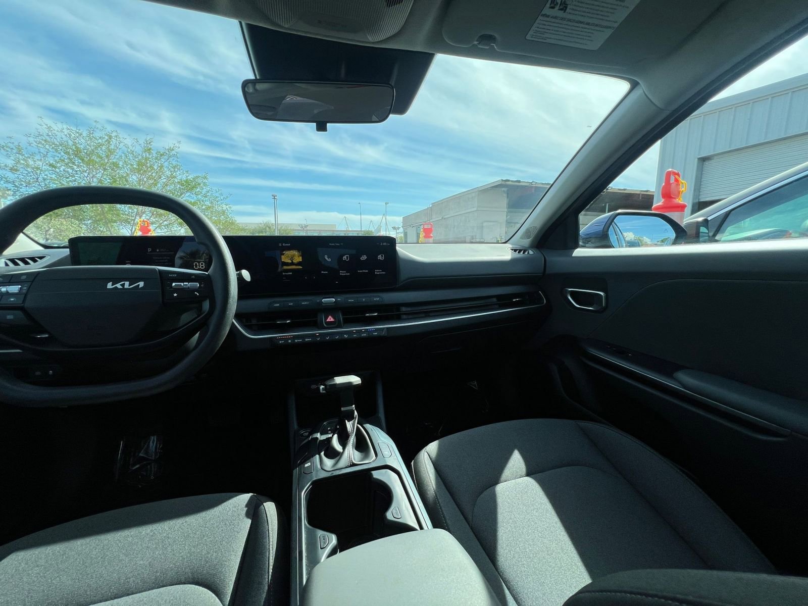 Thumbnail: 2025 Kia K4 - 35