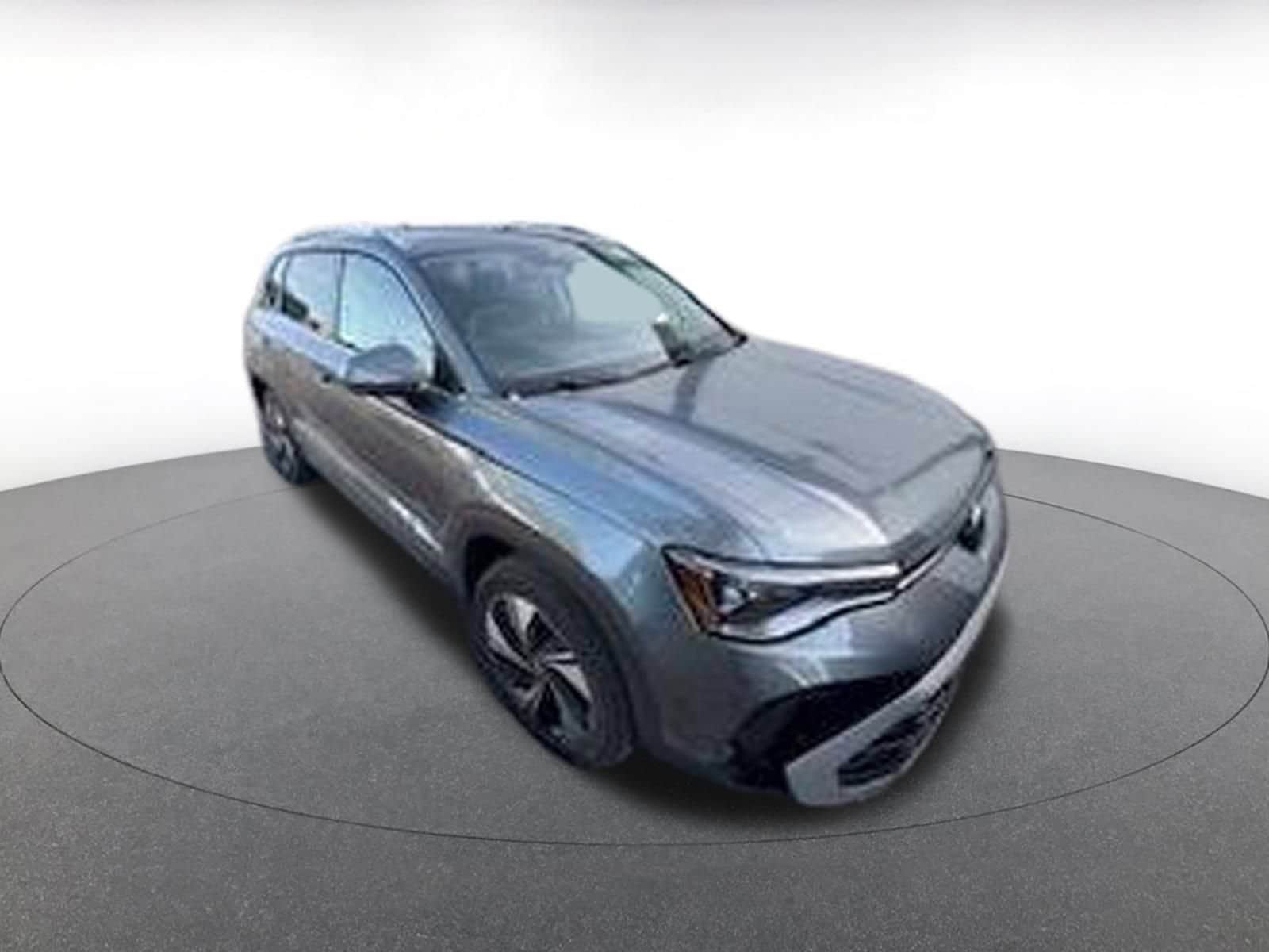 Thumbnail: 2025 Volkswagen Taos - 1