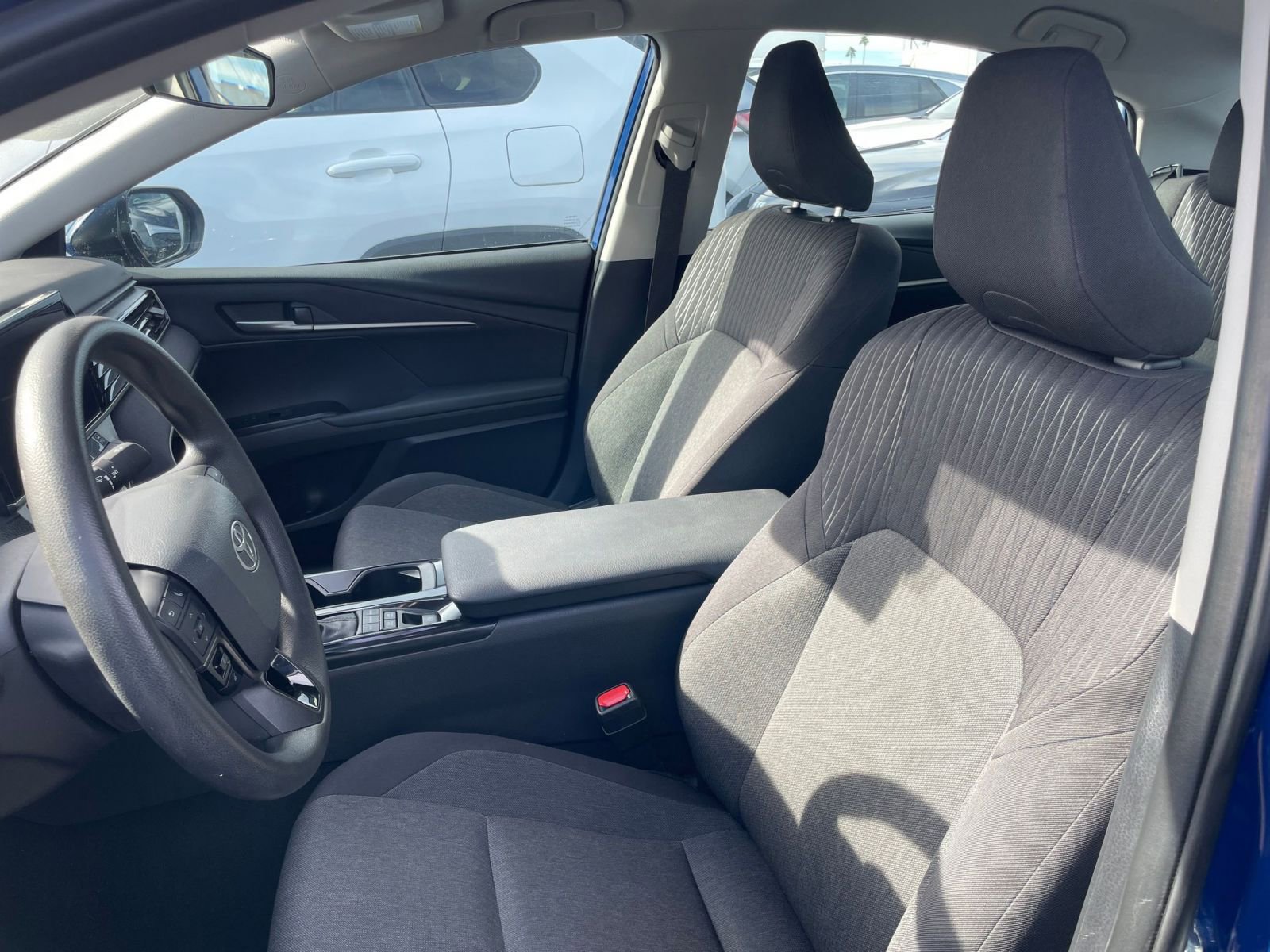 Thumbnail: 2025 Toyota Camry - 35