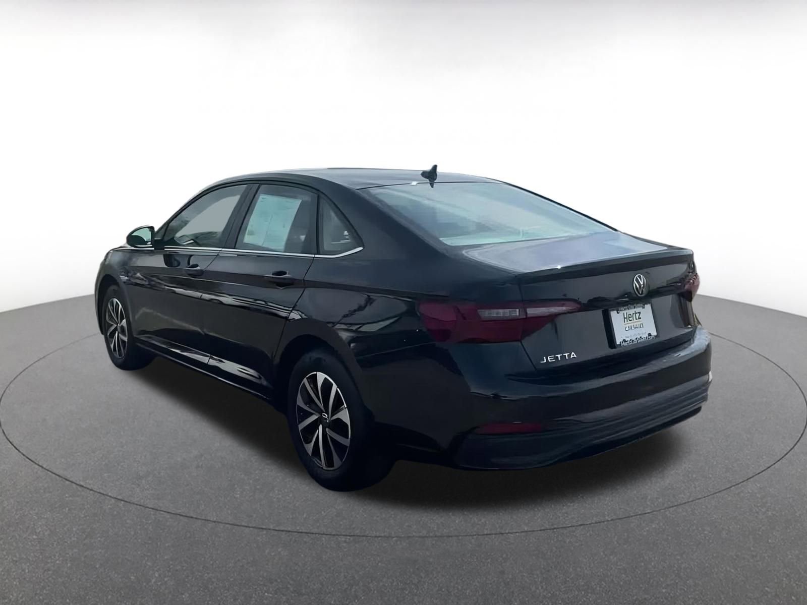 Thumbnail: 2024 Volkswagen Jetta - 11