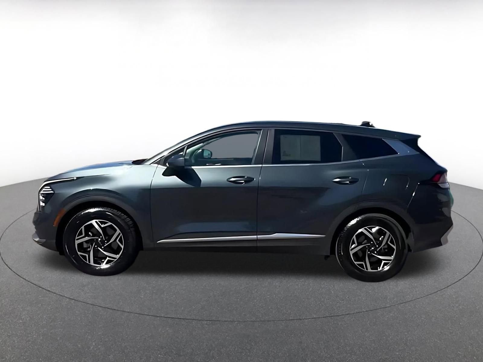 Thumbnail: 2025 Kia Sportage - 9