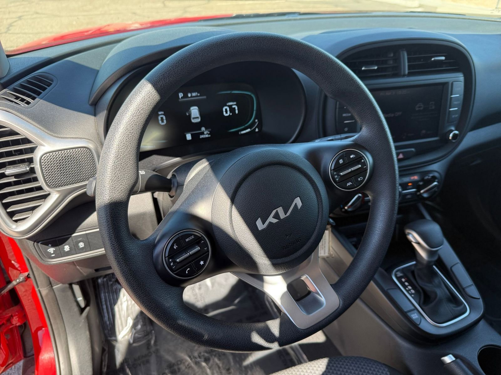 Thumbnail: 2025 Kia Soul - 28