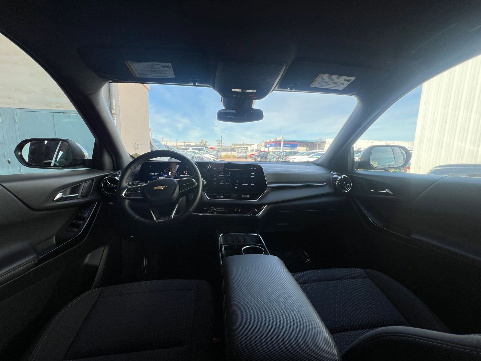 Thumbnail: 2025 Chevrolet Equinox - 33