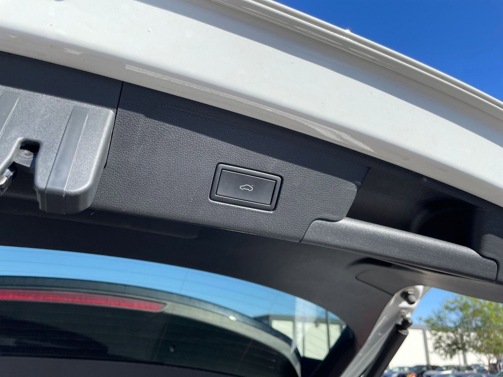 Thumbnail: 2025 Volkswagen Atlas - 23