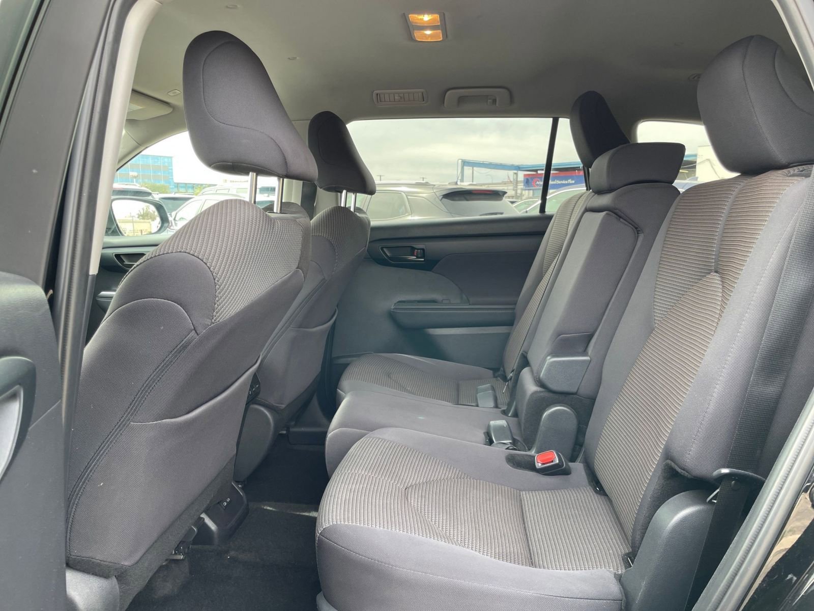 Thumbnail: 2025 Toyota Highlander - 27