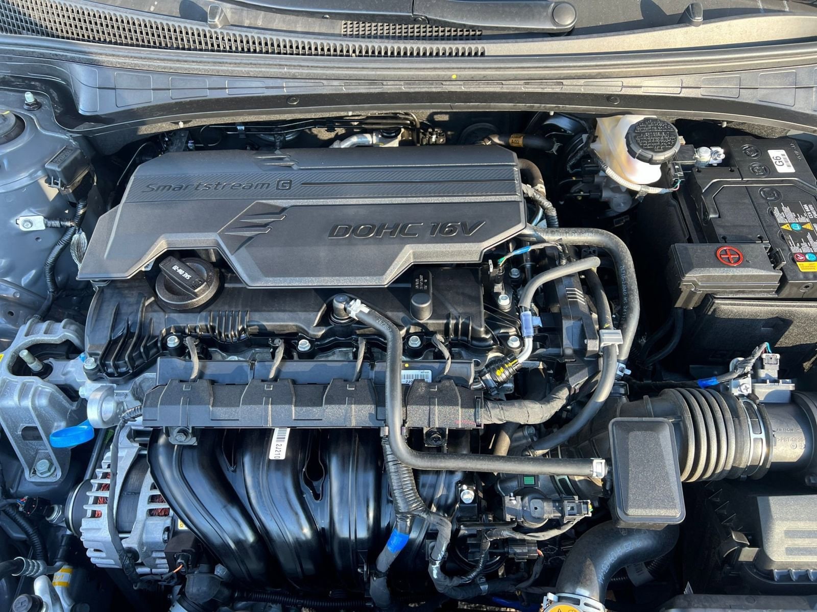 Thumbnail: 2025 Hyundai Elantra - 32