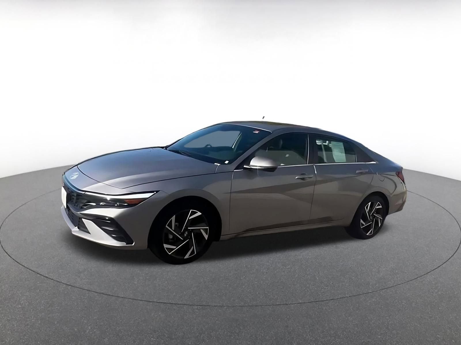 Thumbnail: 2025 Hyundai Elantra - 8