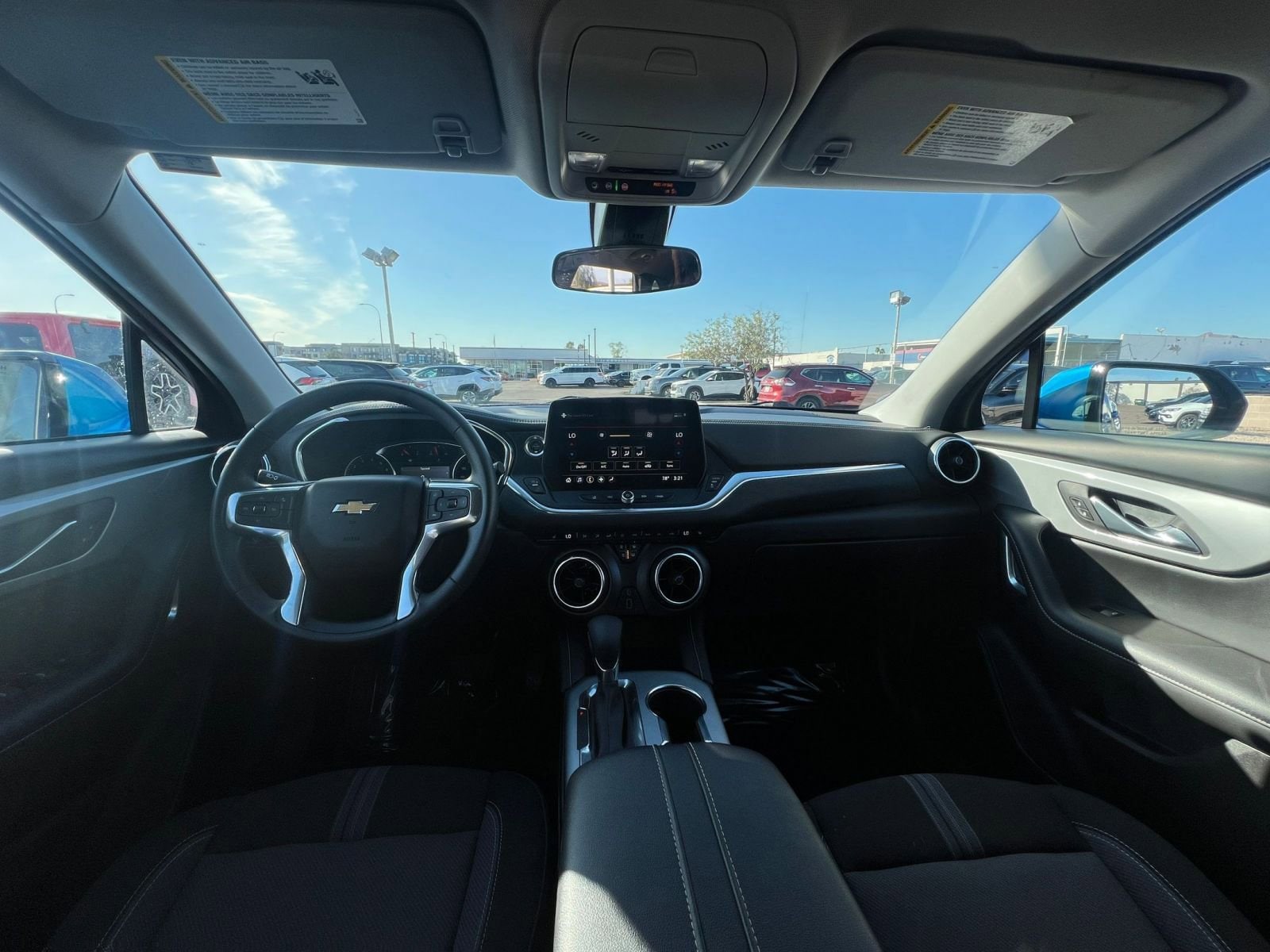 Thumbnail: 2025 Chevrolet Blazer - 33