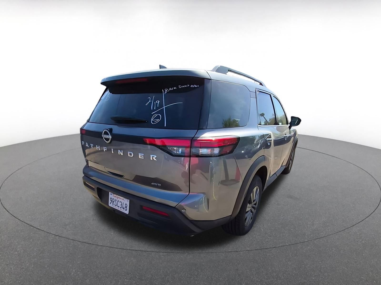 Thumbnail: 2025 Nissan Pathfinder - 8