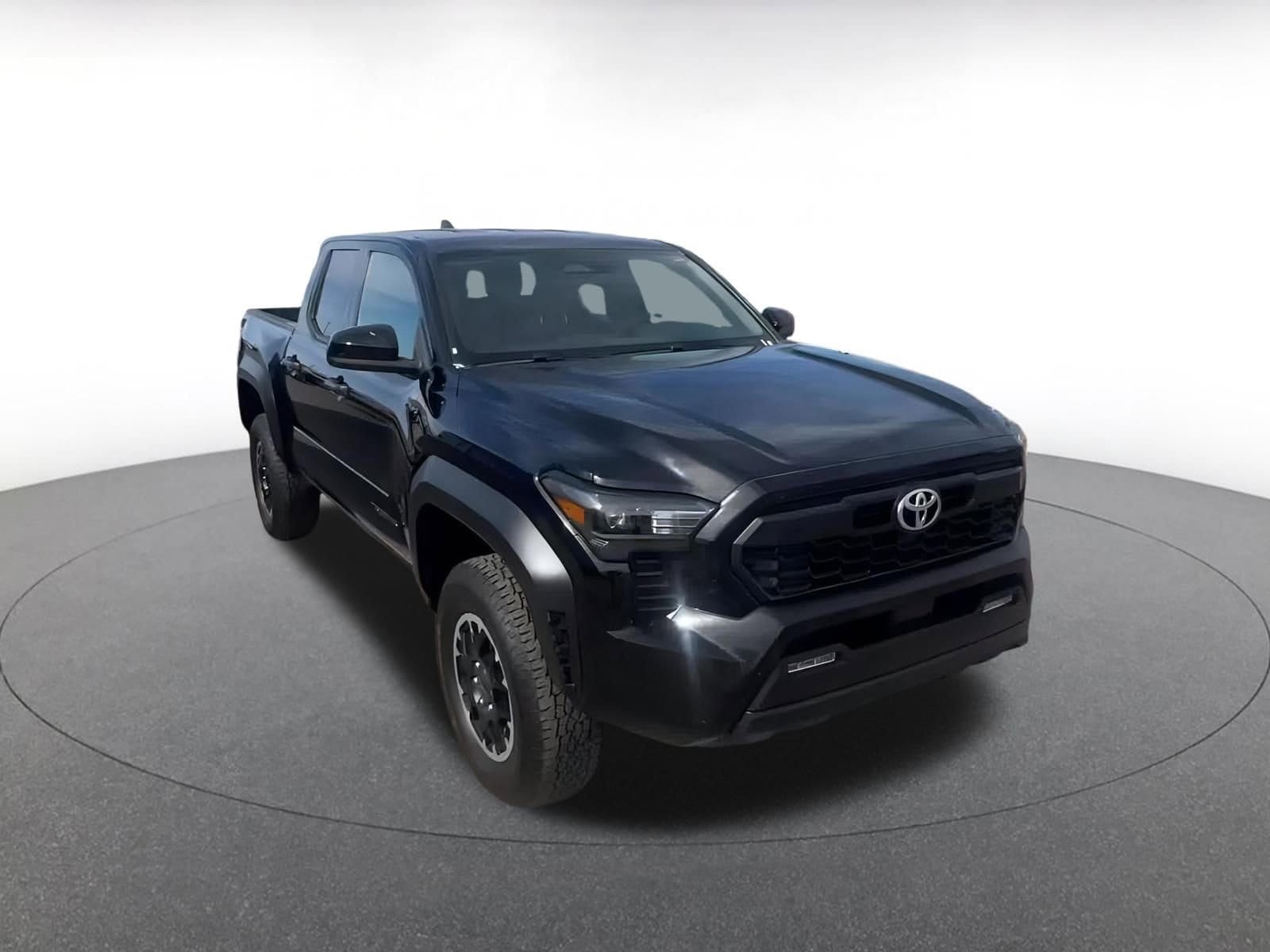 Thumbnail: 2025 Toyota Tacoma - 3