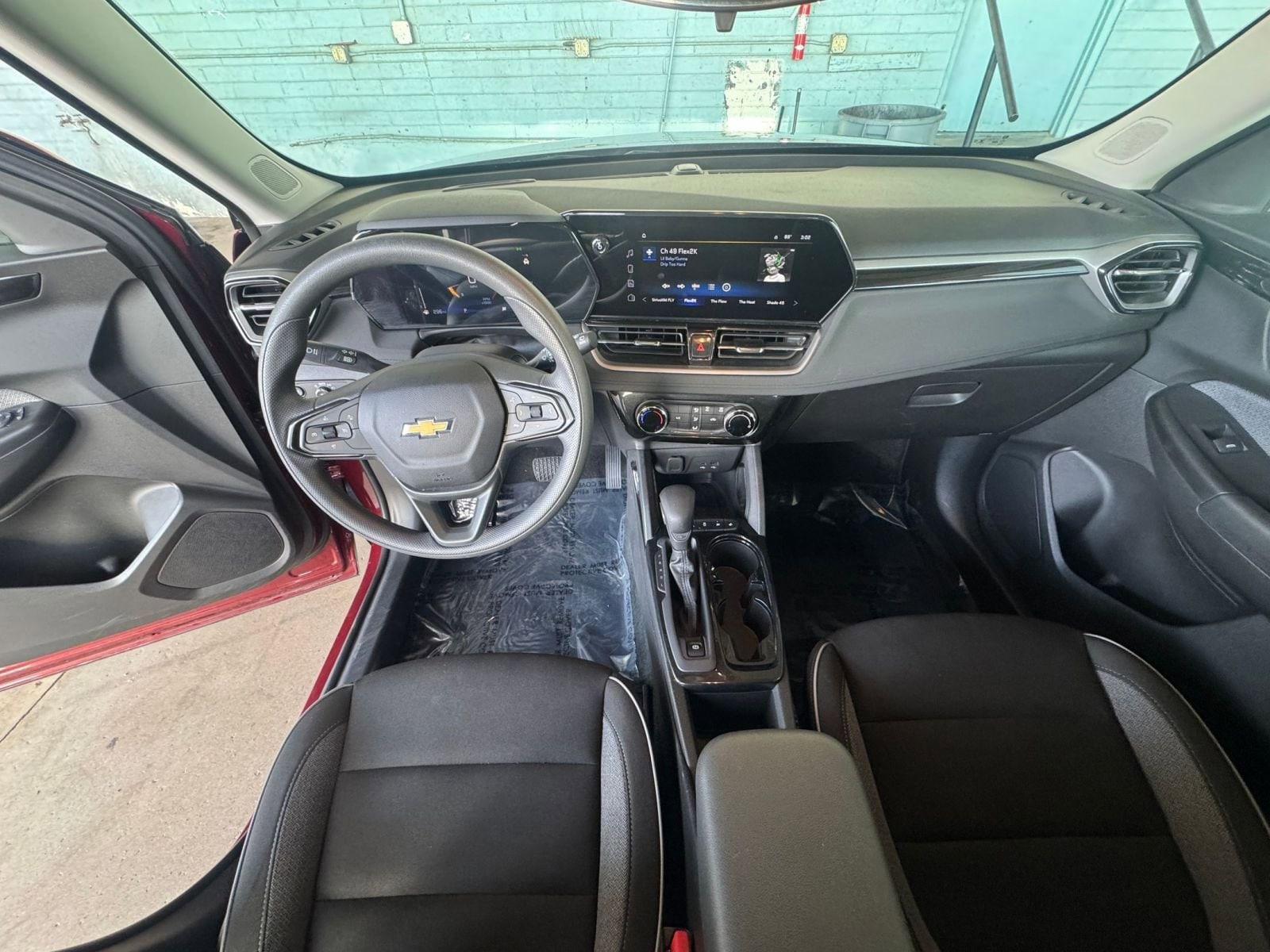 Thumbnail: 2025 Chevrolet TrailBlazer - 31