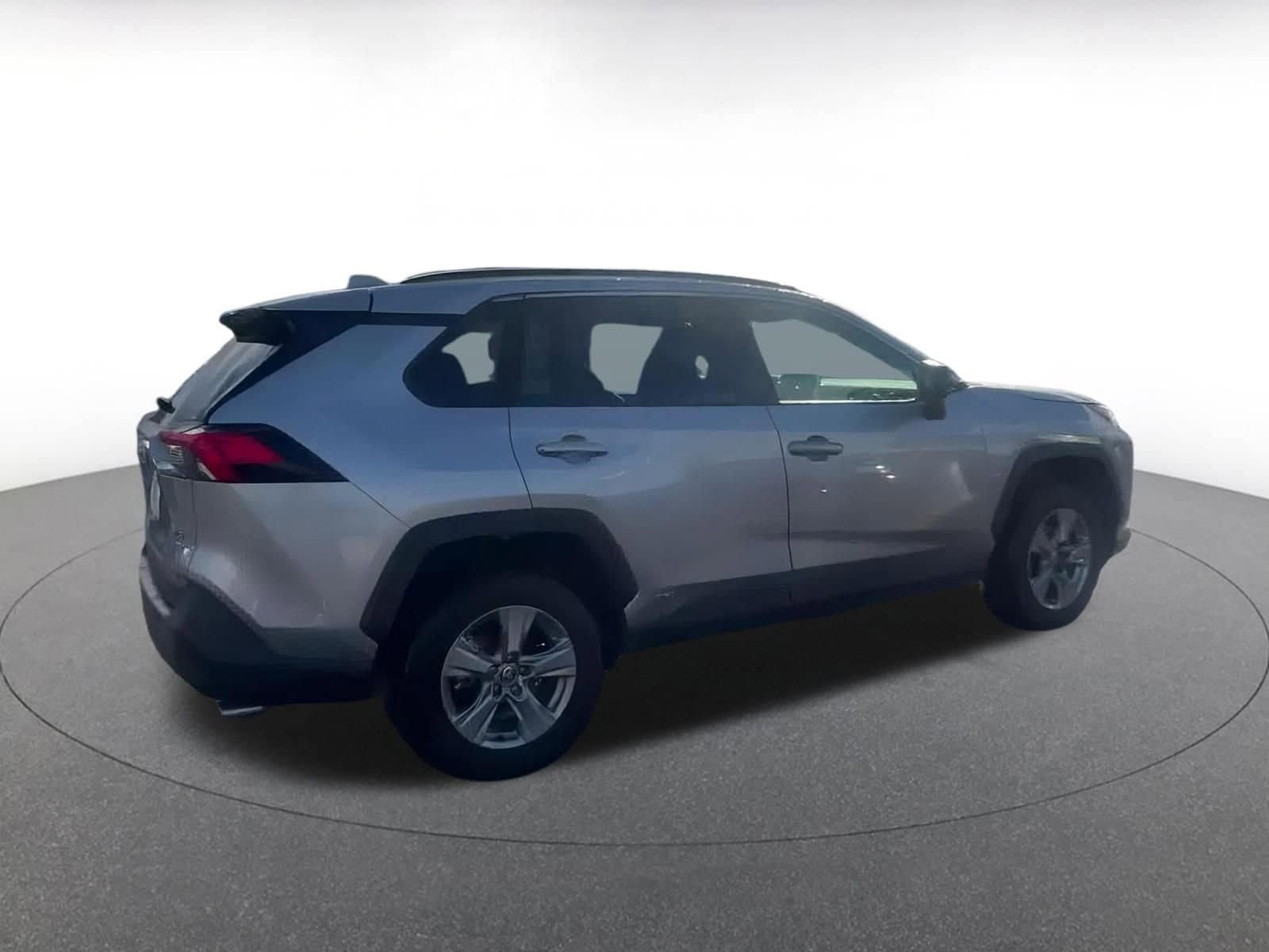 Thumbnail: 2025 Toyota RAV4 - 14