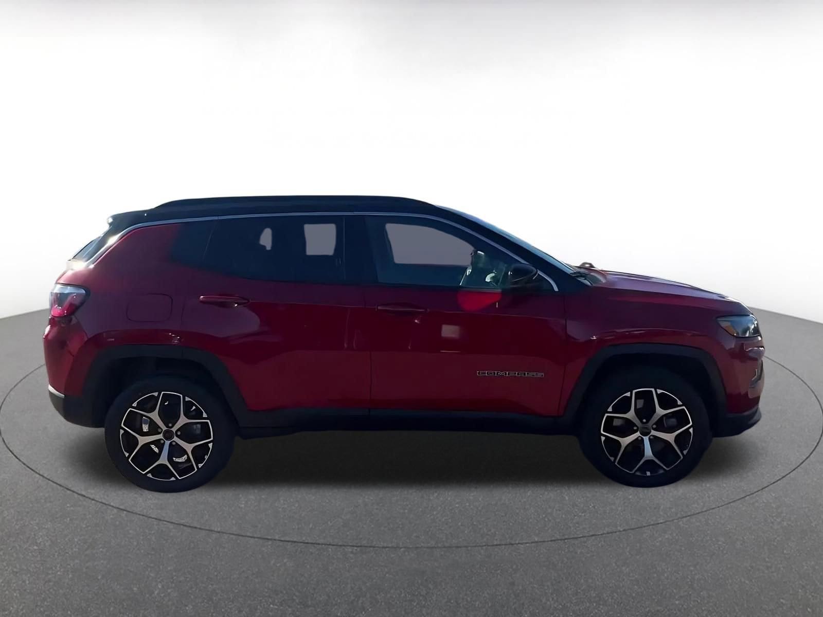 Thumbnail: 2025 Jeep Compass - 15