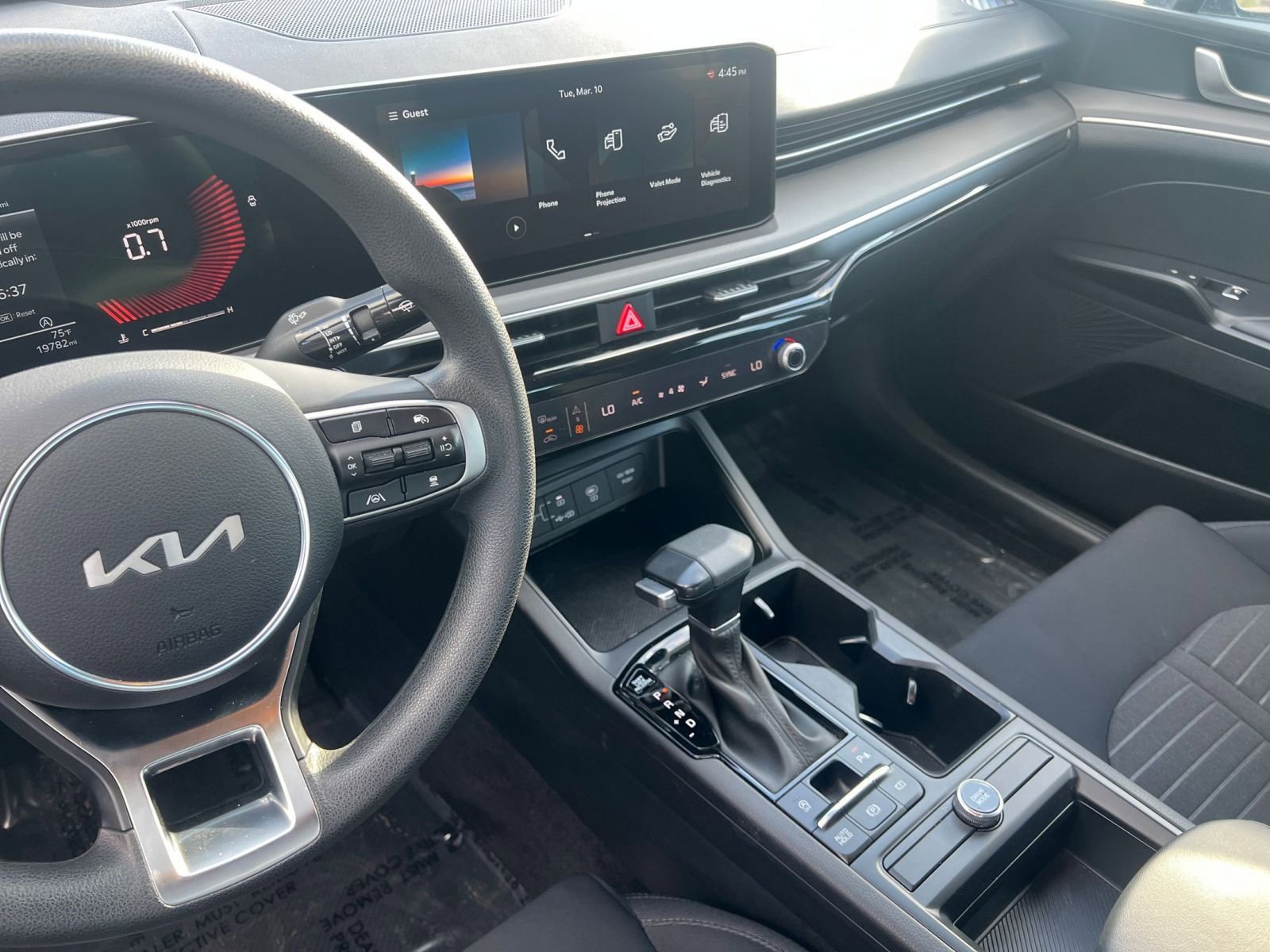 Thumbnail: 2025 Kia K5 - 20