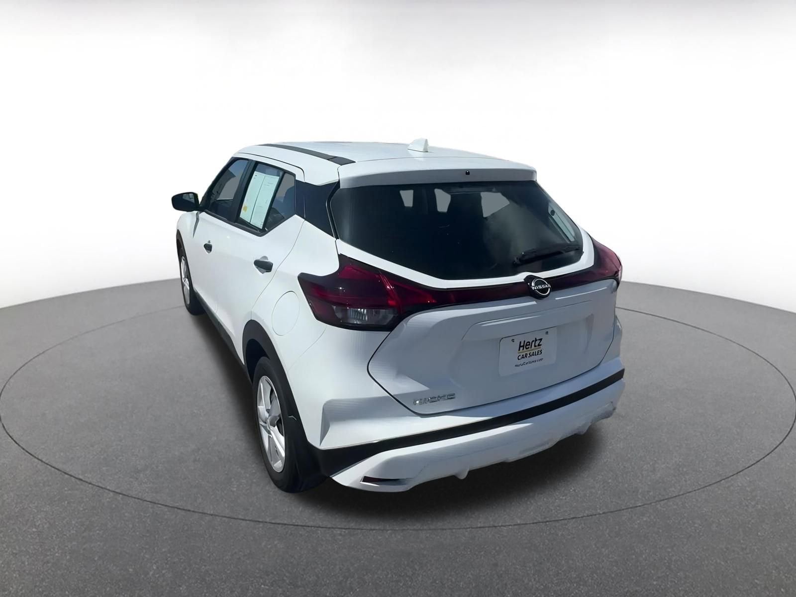 2024 Nissan Kicks S 11