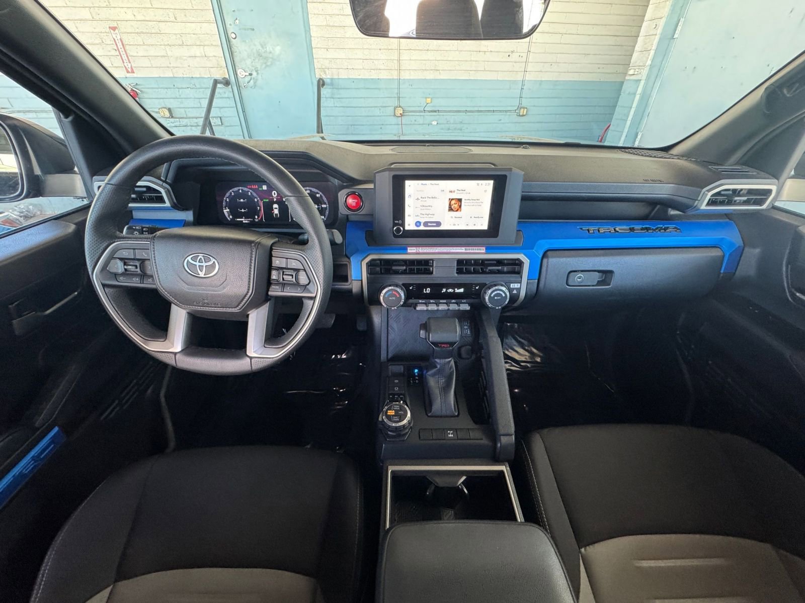 Thumbnail: 2025 Toyota Tacoma - 31