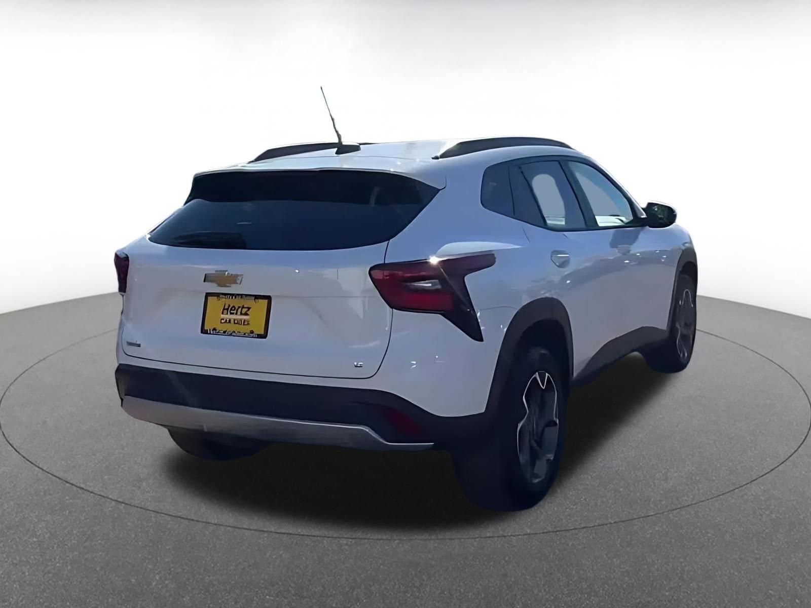 Thumbnail: 2025 Chevrolet Trax - 14