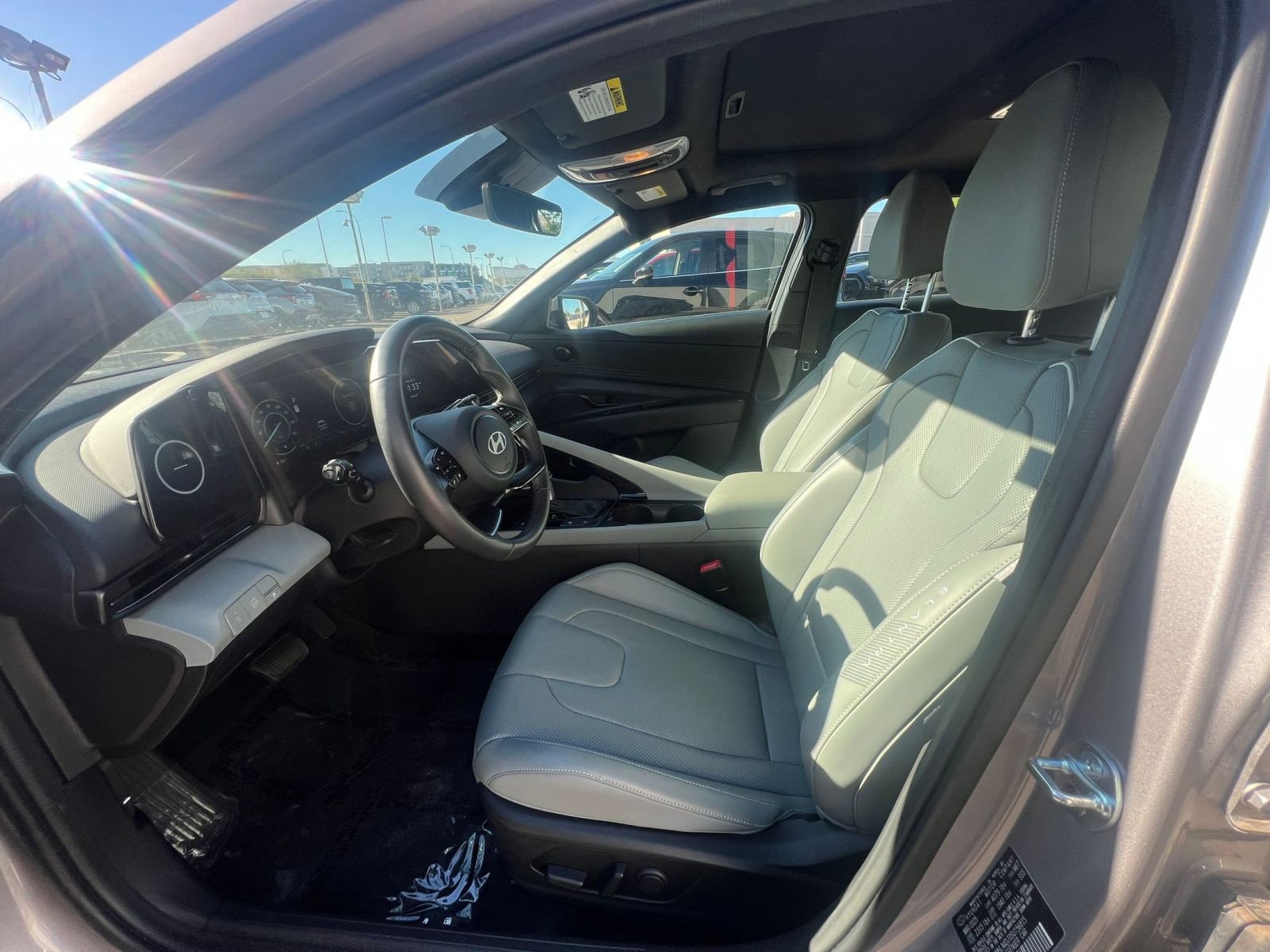 Thumbnail: 2025 Hyundai Elantra - 27