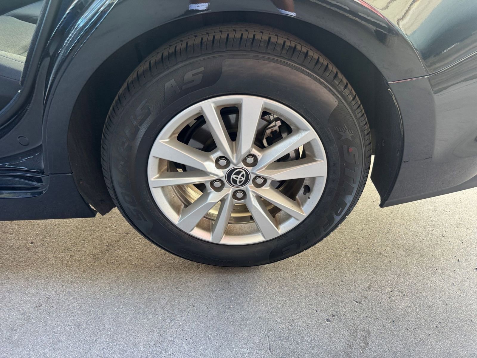 Thumbnail: 2025 Toyota Camry - 29