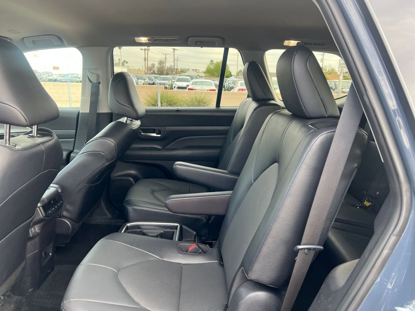 Thumbnail: 2025 Toyota Grand Highlander - 28