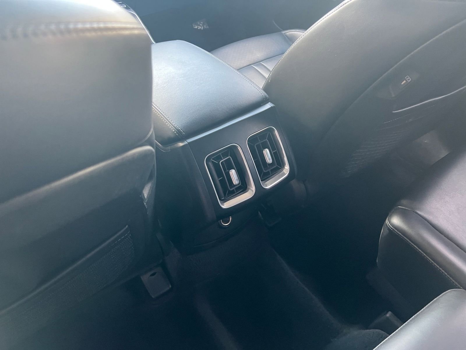 Thumbnail: 2024 Kia Sorento - 23