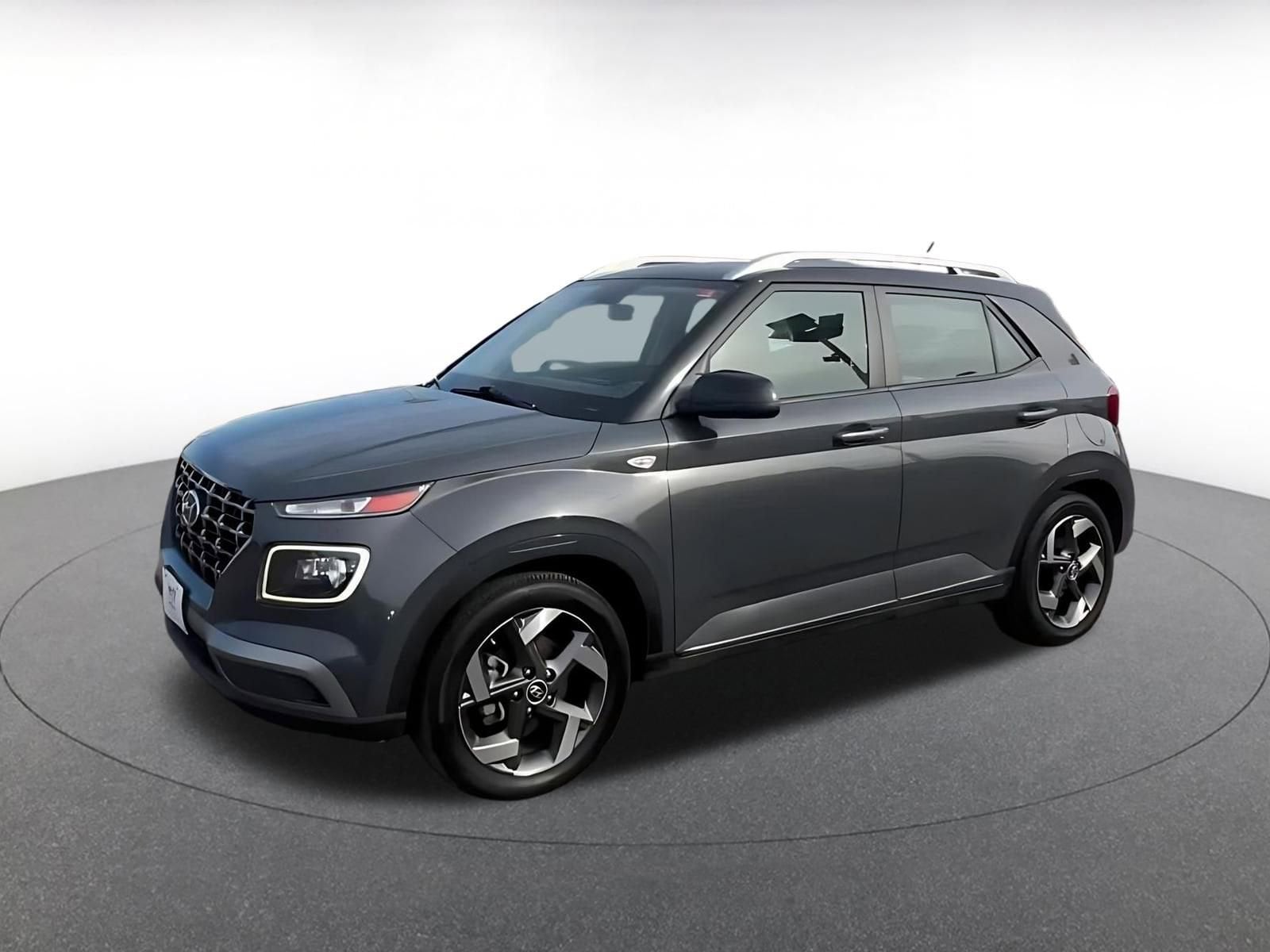 Thumbnail: 2023 Hyundai Venue - 8