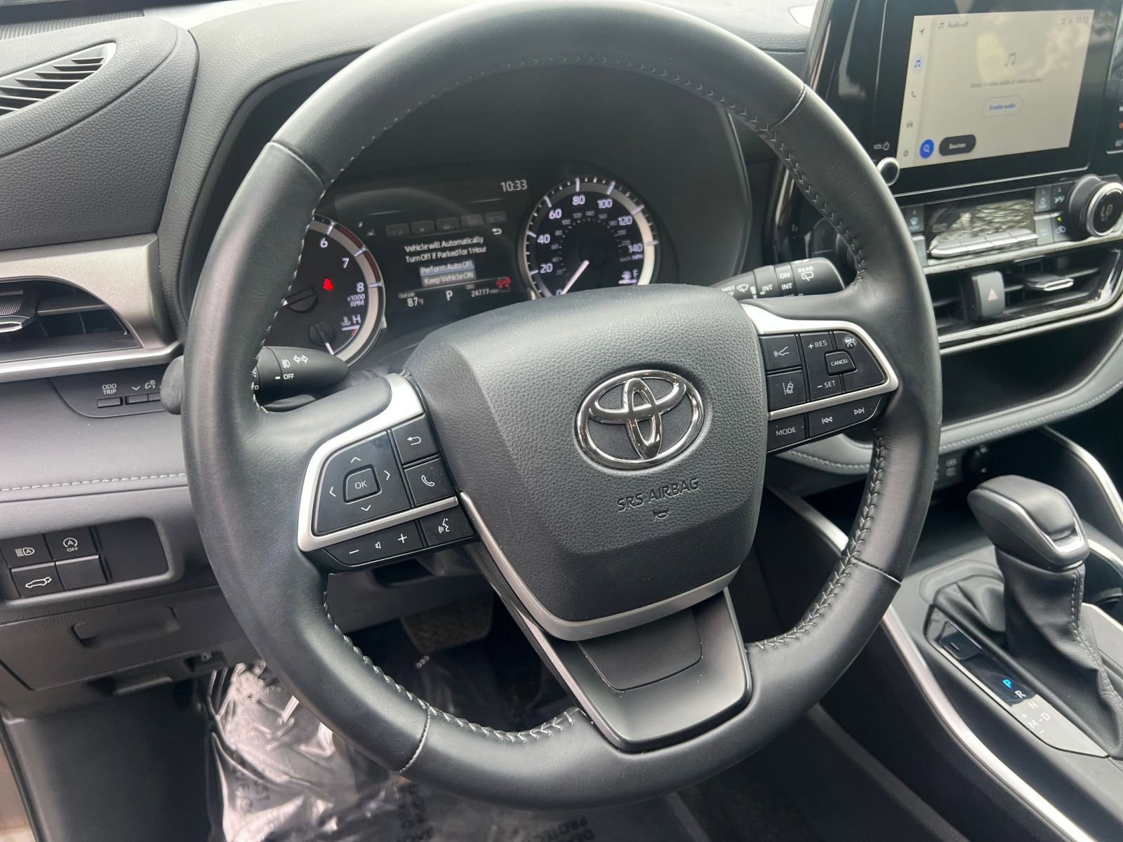 Thumbnail: 2025 Toyota Highlander - 30