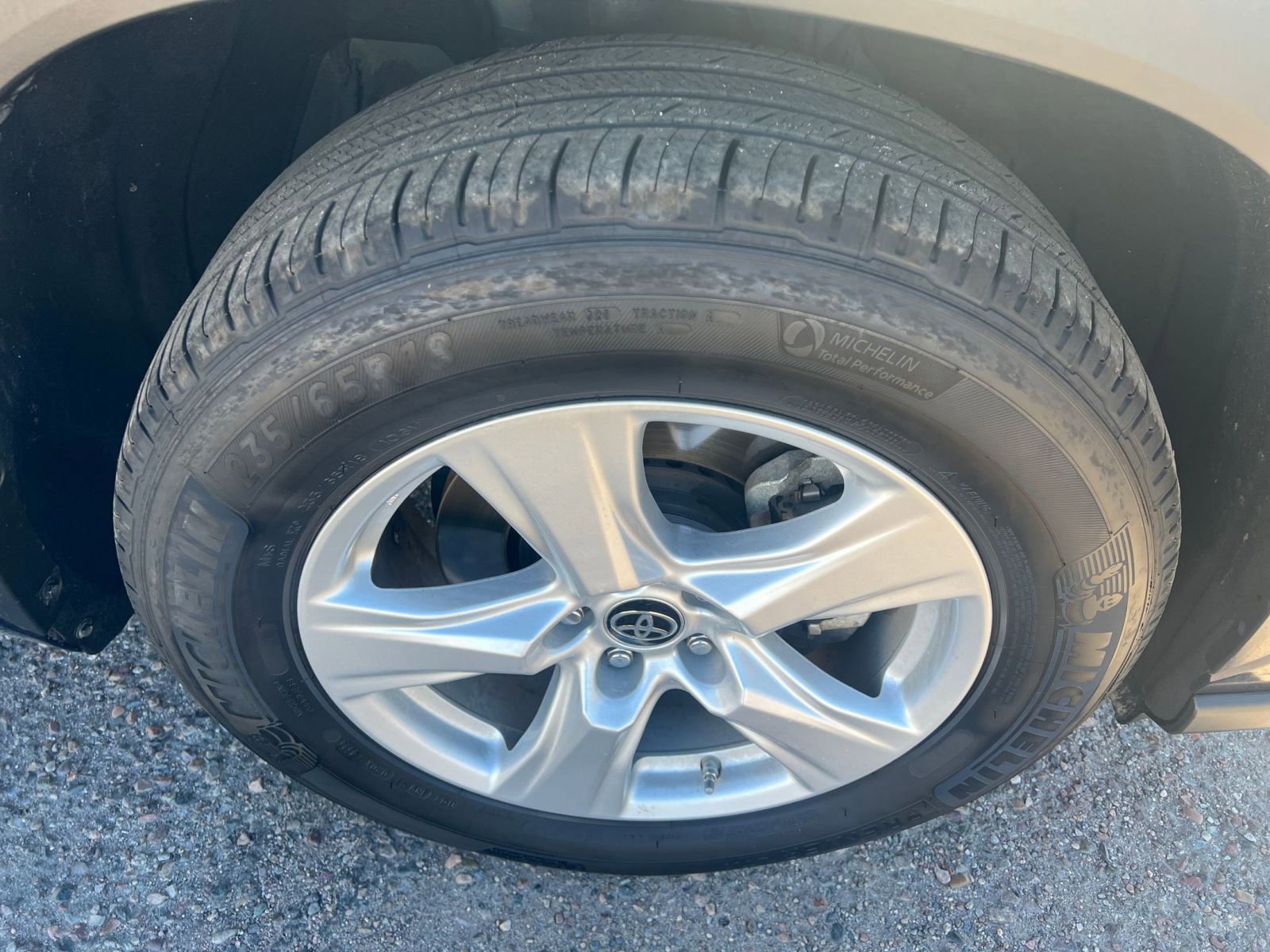 Thumbnail: 2025 Toyota Highlander - 32