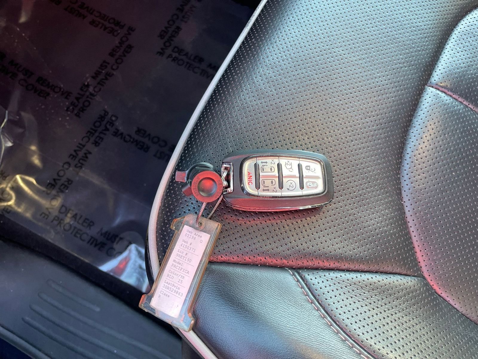 Thumbnail: 2025 Chrysler Pacifica - 22