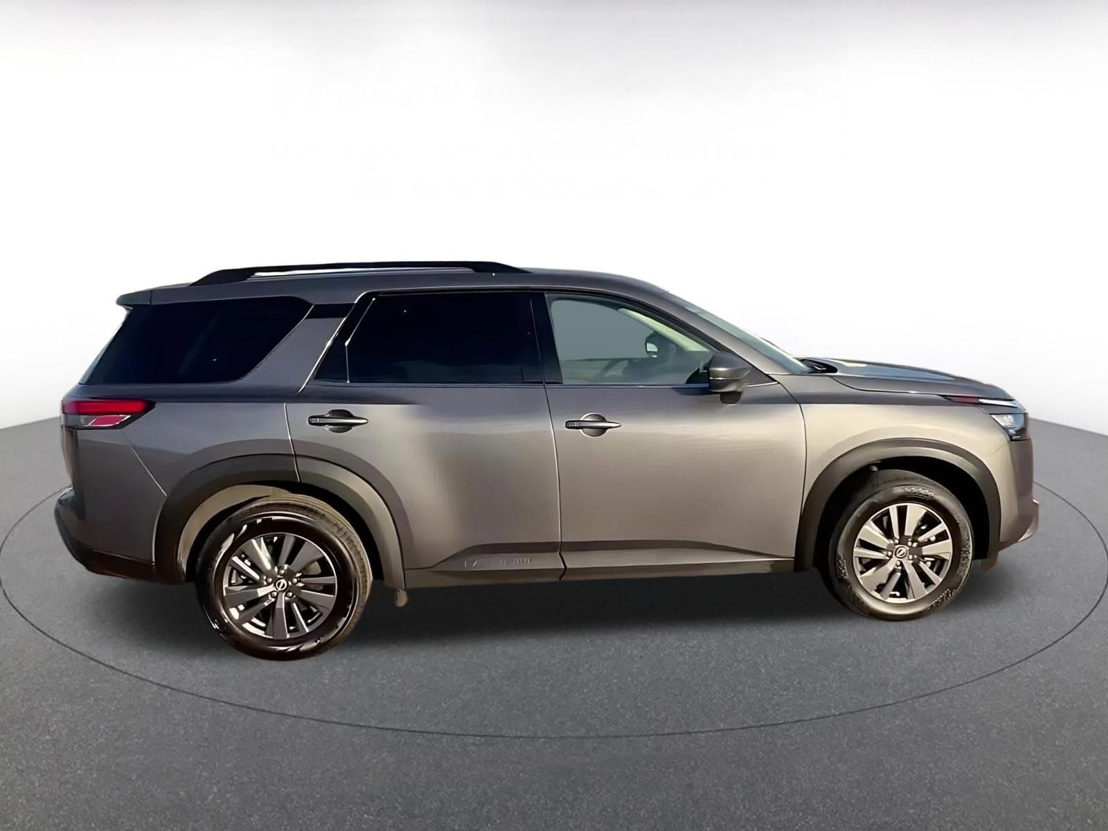 Thumbnail: 2025 Nissan Pathfinder - 16