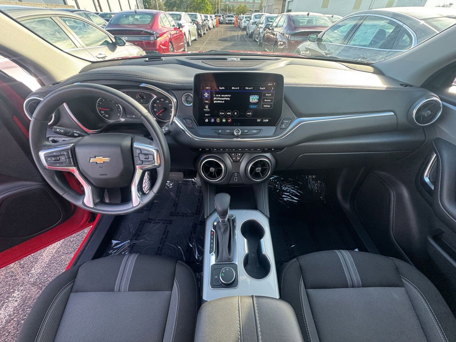 Thumbnail: 2025 Chevrolet Blazer - 33